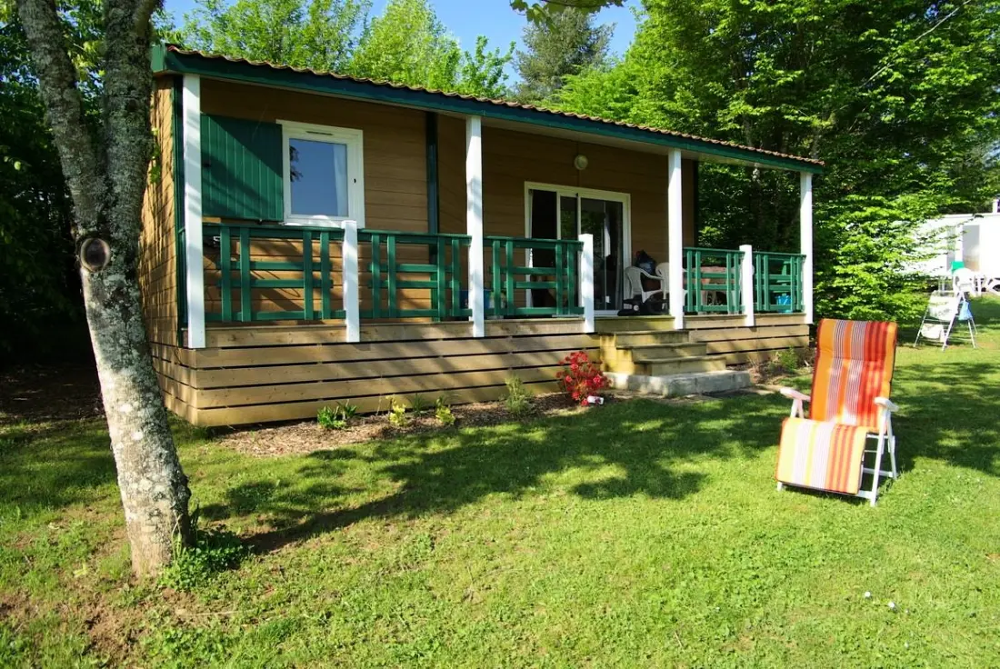 Flower Camping Les Nauves 3 étoiles★★★