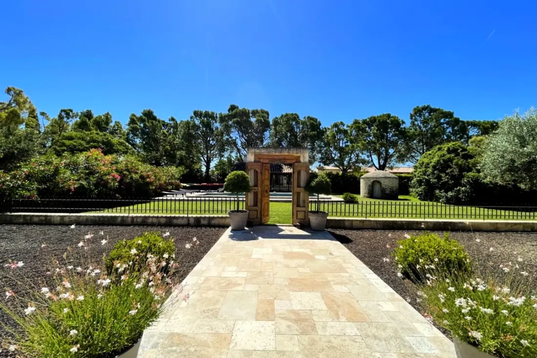 Belle Villa Contemporaine, Piscine Et Grand Jardin