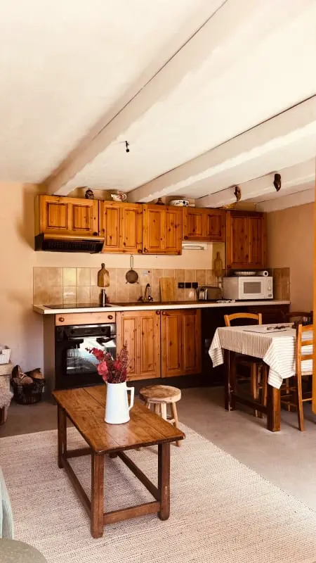 Grange Pour 6 Personnes Avec Studio Indépendant