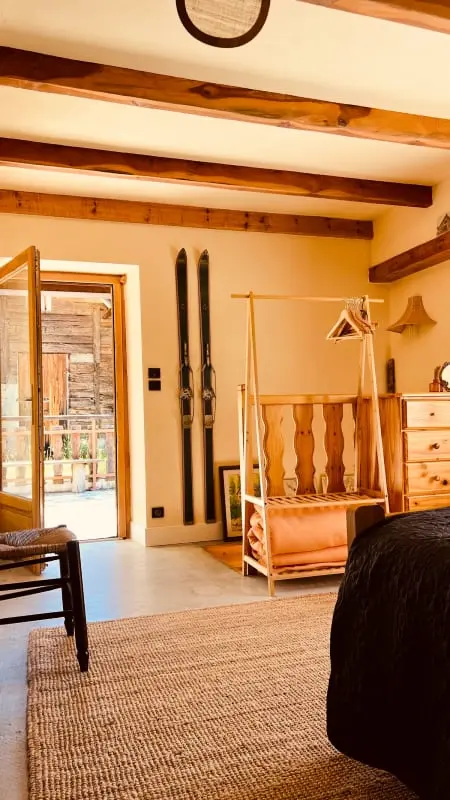 Grange Pour 6 Personnes Avec Studio Indépendant
