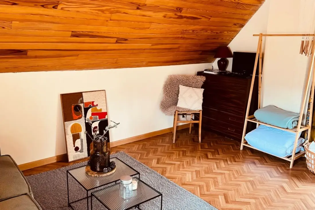 Grange Pour 6 Personnes Avec Studio Indépendant