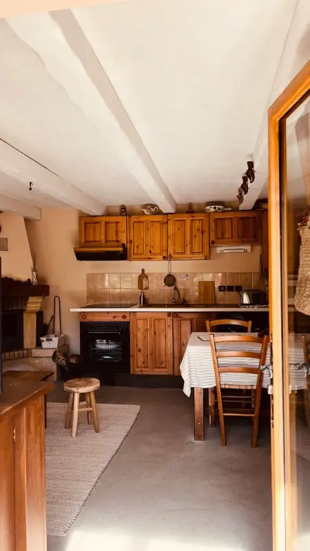 Grange Pour 6 Personnes Avec Studio Indépendant