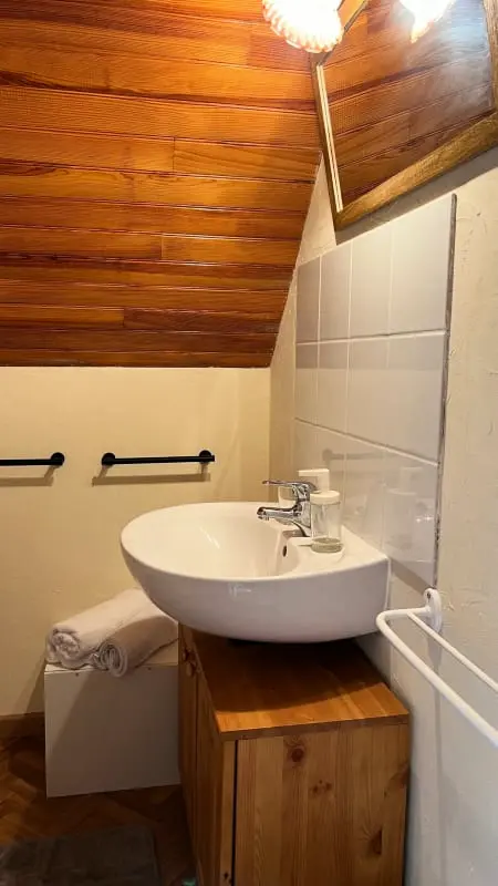 Grange Pour 6 Personnes Avec Studio Indépendant
