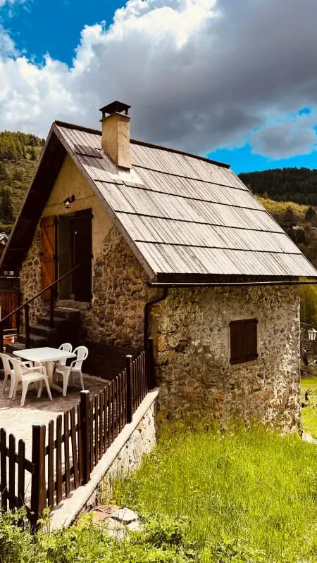 Grange Pour 6 Personnes Avec Studio Indépendant