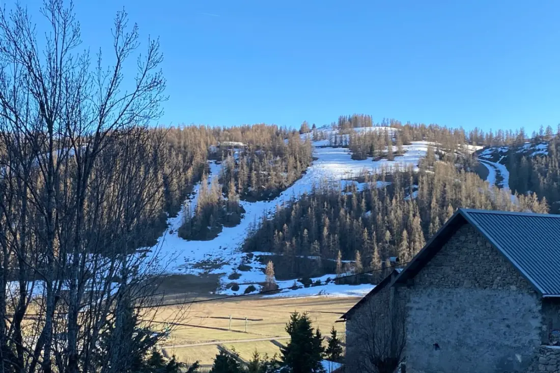 T2 Cosy Avec Cheminée Et Terrasse - 5min Valberg