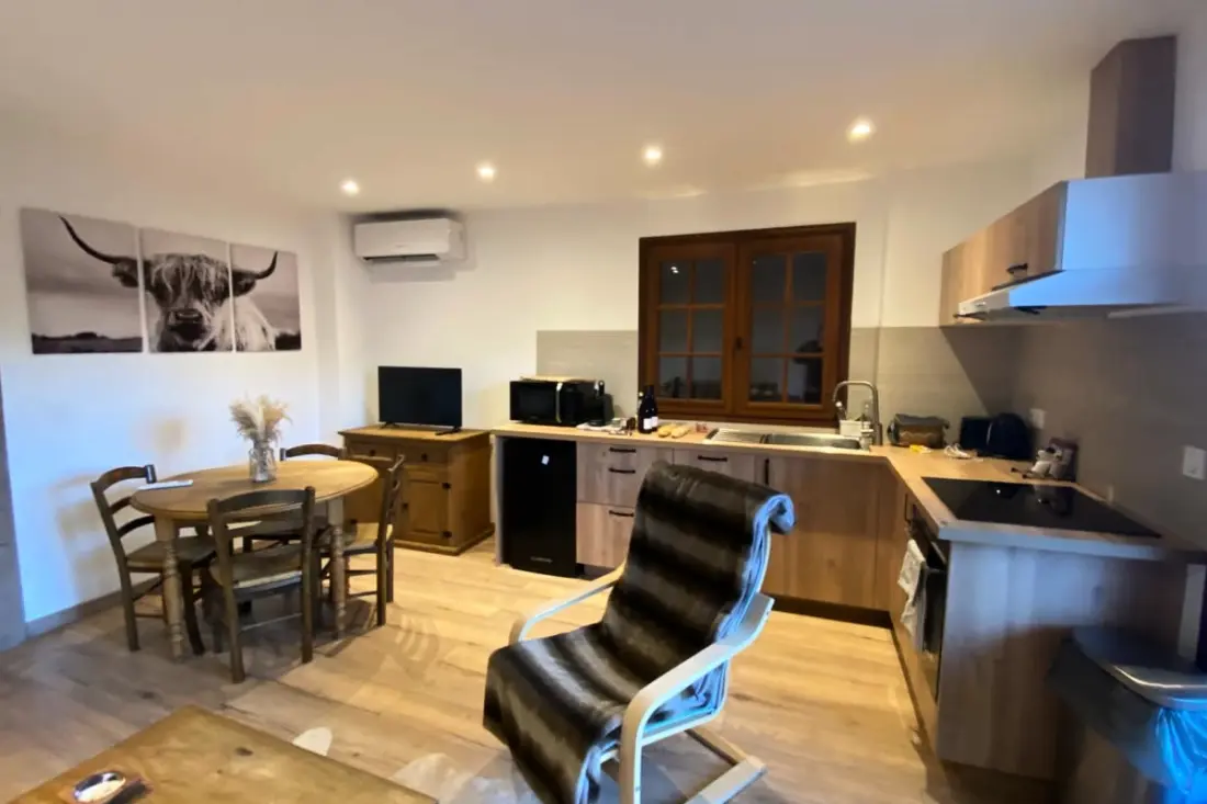 T2 Cosy Avec Cheminée Et Terrasse - 5min Valberg