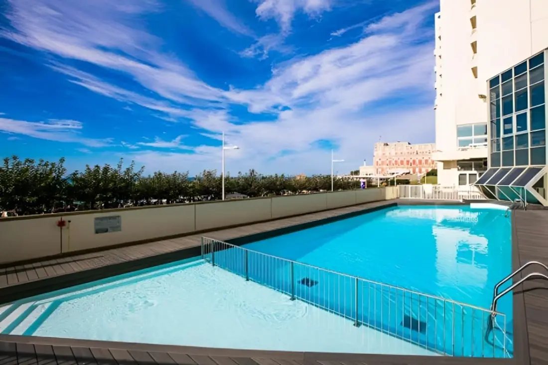 Charmant Studio Avec Balcon, Piscine &amp; Plage