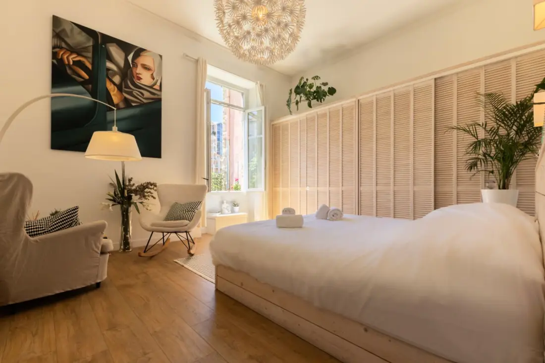 Très Beau Et Grand T2, Jardin Et Terrasse