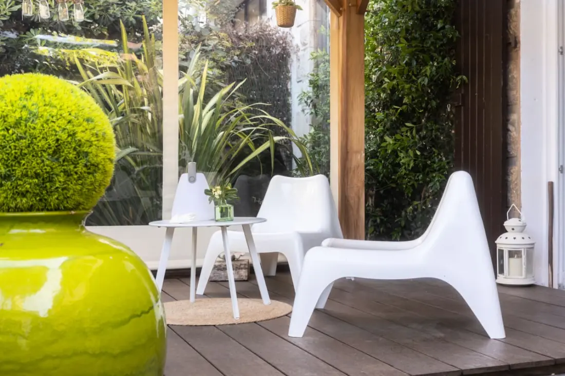 Très Beau Et Grand T2, Jardin Et Terrasse