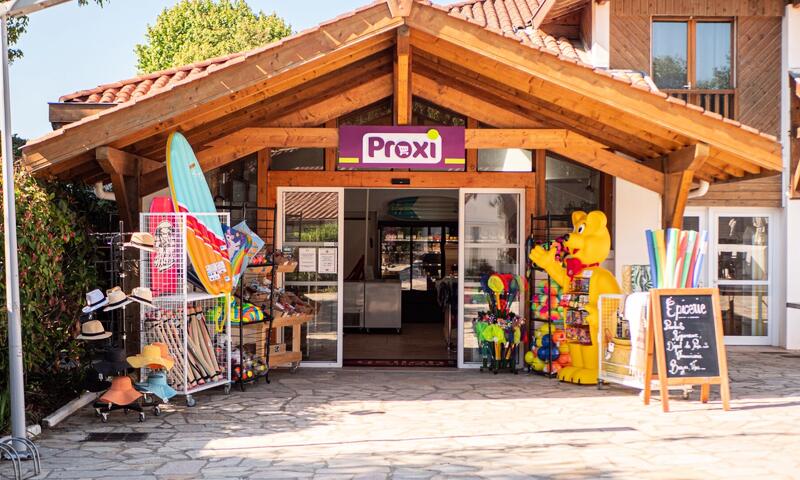 Camping Domaine Berrua 4* - 18