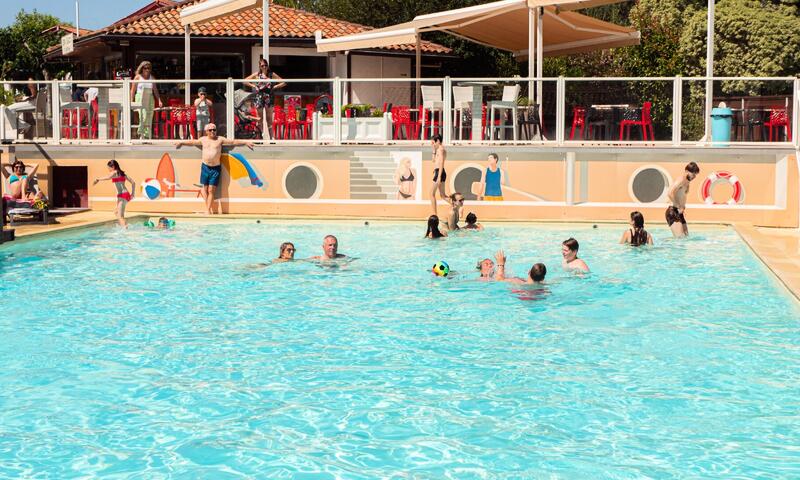 Camping Domaine Berrua 4* - 6