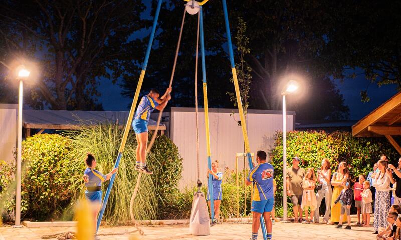 Camping Domaine Berrua 4* - 38