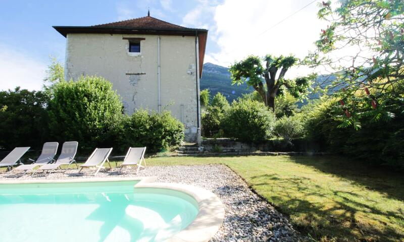 Maison Familiale, Cadre Paisible Et Piscine ! - - Billième - 1