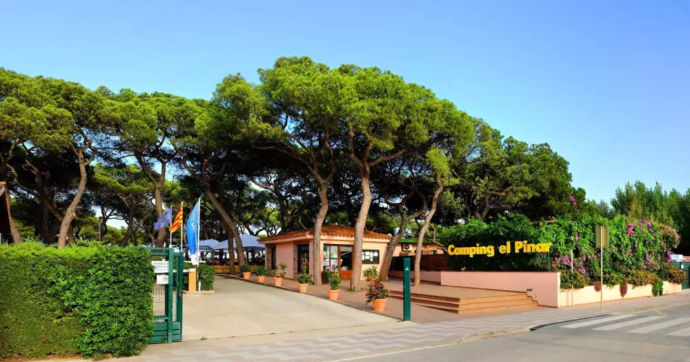 Camping Alannia El Pinar