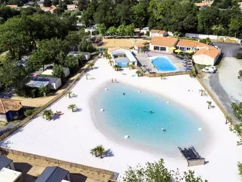 Camping Le Bois Joli **** - - Bois-de-Céné