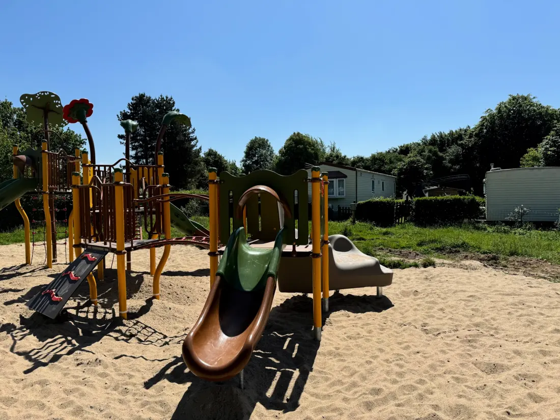 Camping des Carrières et Nature 2 étoiles★★