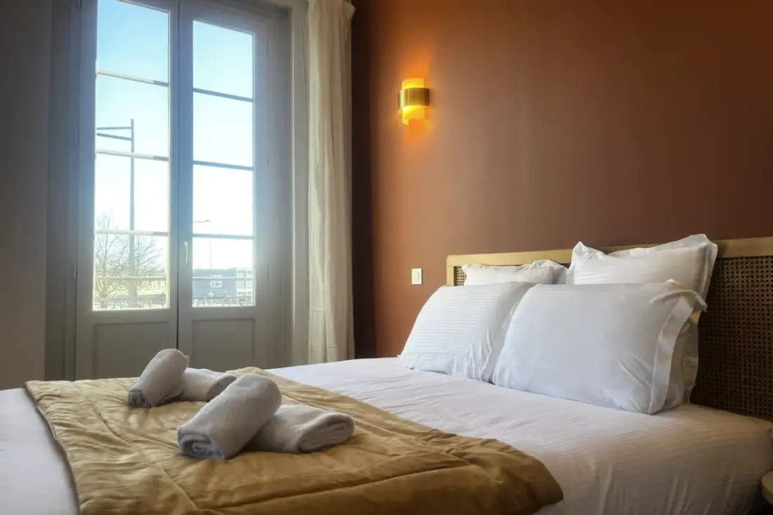 Appartement T3 Pour 4 Personnes, Climatisation, Terrasse - Gare Saint-jean