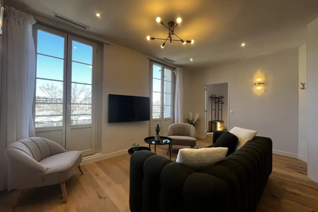 Appartement T3 Pour 4 Personnes, Climatisation, Terrasse - Gare Saint-jean