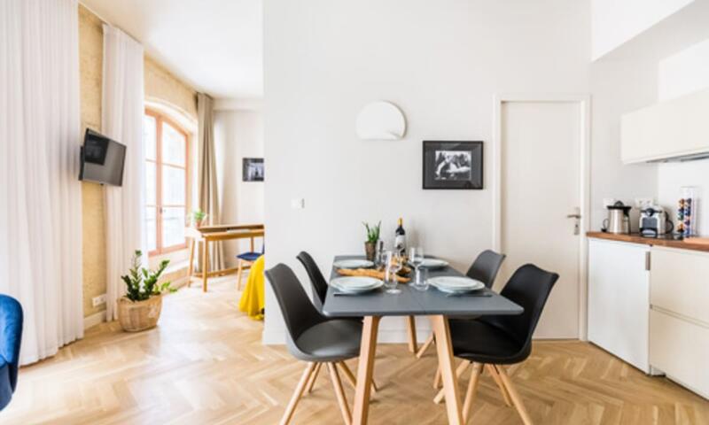 Appartement à La Belle Pierre Et Lumineux Pour 4 Situé Dans L'hypercentre - - Bordeaux - 2