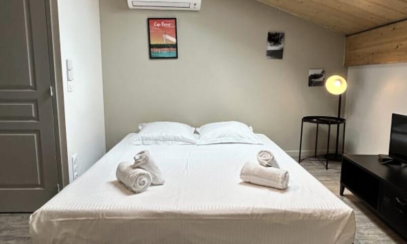 Appartement Rénové Avec Belle Pierre Et Climatisation Pour 2 Personnes - - Bordeaux - 4