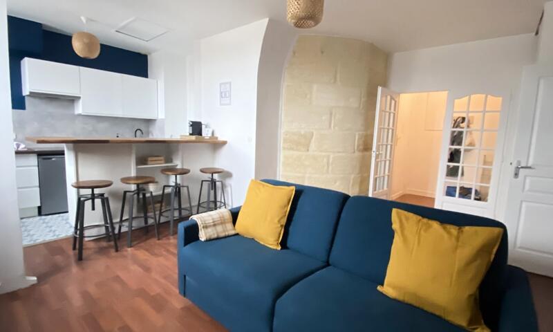 Bel Appartement Dans Un Immeuble Historique Proche Des Allées De Tourny - - Bordeaux - 1