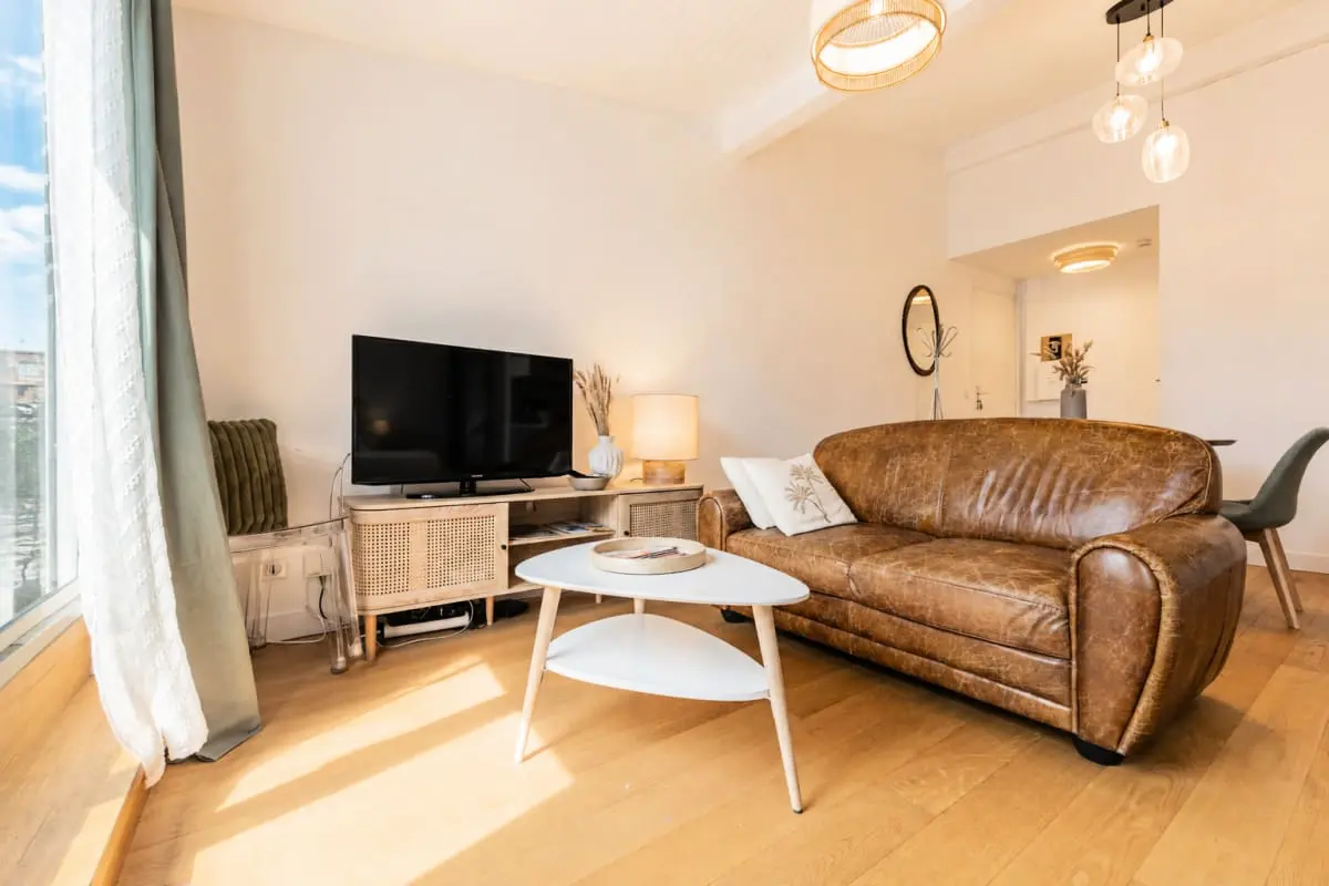 Appartement Lumineux Hyper Centre, Terrasse, Clim - - Bordeaux - 1
