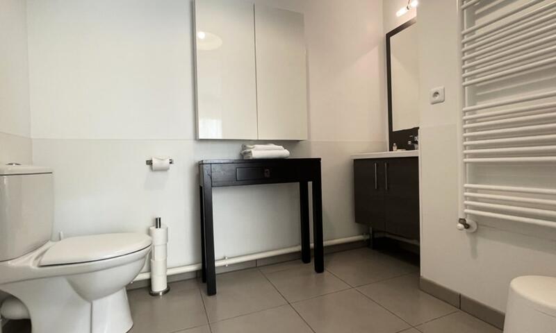 Spacieux Appartement Remarquablement Lumineux Avec Parking à La Cité Du Vin - - Bordeaux - 26