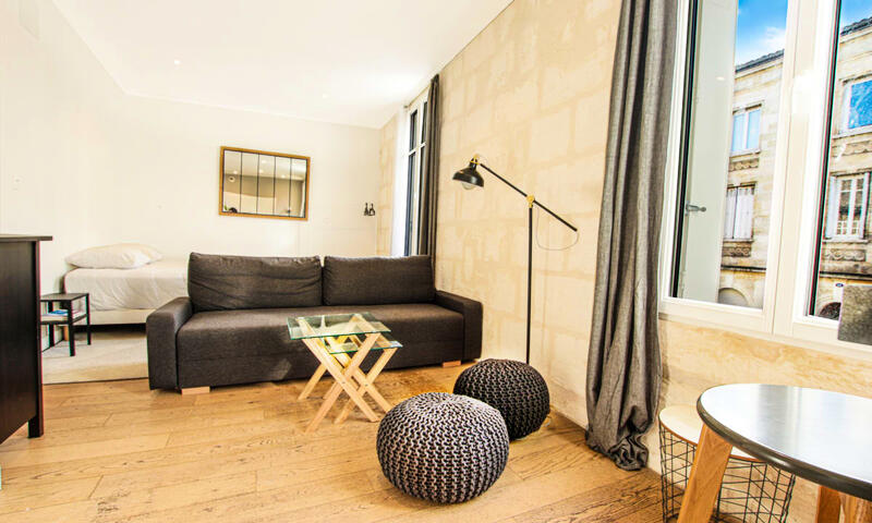 Superbe Appartement Climatisé En Plein Cœur Des Chartrons - - Bordeaux - 2