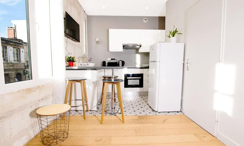 Superbe Appartement Climatisé En Plein Cœur Des Chartrons - - Bordeaux - 3