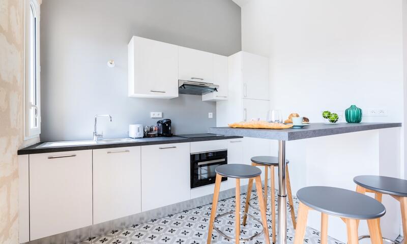 Superbe Appartement En Plein Cœur Des Chartrons - - Bordeaux - 3
