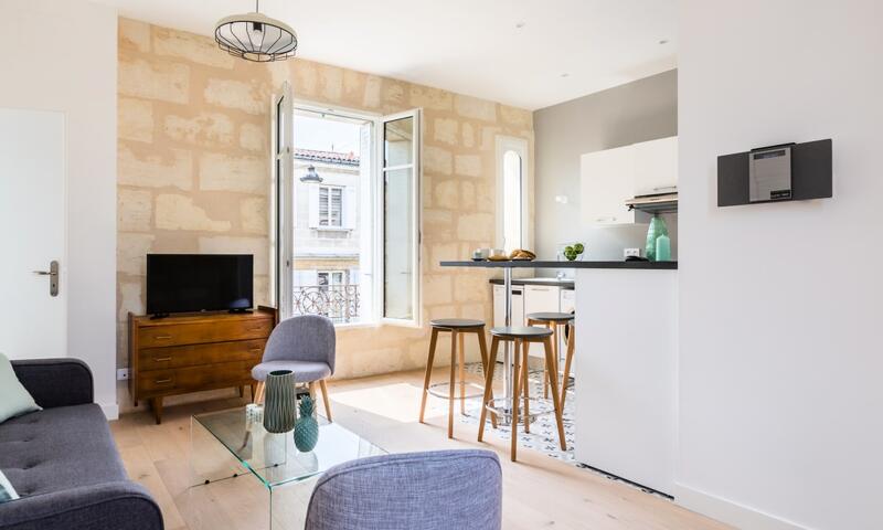 Superbe Appartement En Plein Cœur Des Chartrons - - Bordeaux - 2