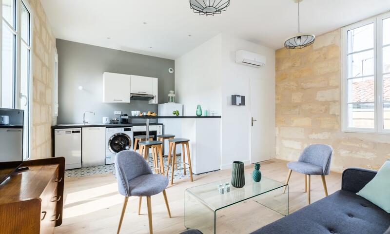 Superbe Appartement En Plein Cœur Des Chartrons - - Bordeaux - 1