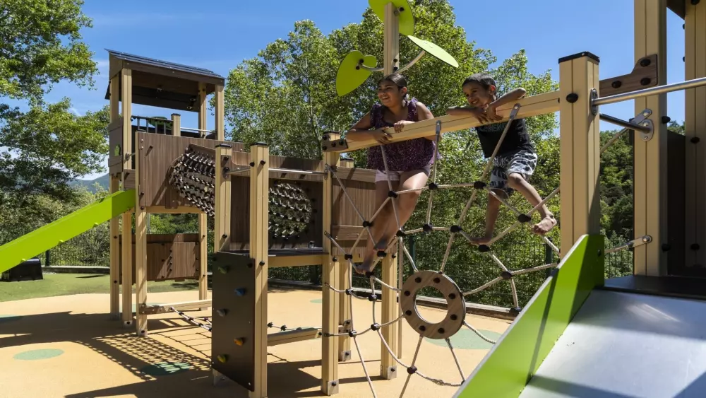 Camping Yelloh Village Les Bois du Châtelas 4 étoiles★★★★