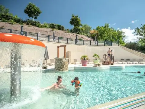 Yelloh! Village Les Bois Du Chatelas 4 étoiles★★★★