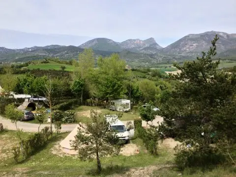 Yelloh! Village Les Bois Du Chatelas 4 étoiles★★★★