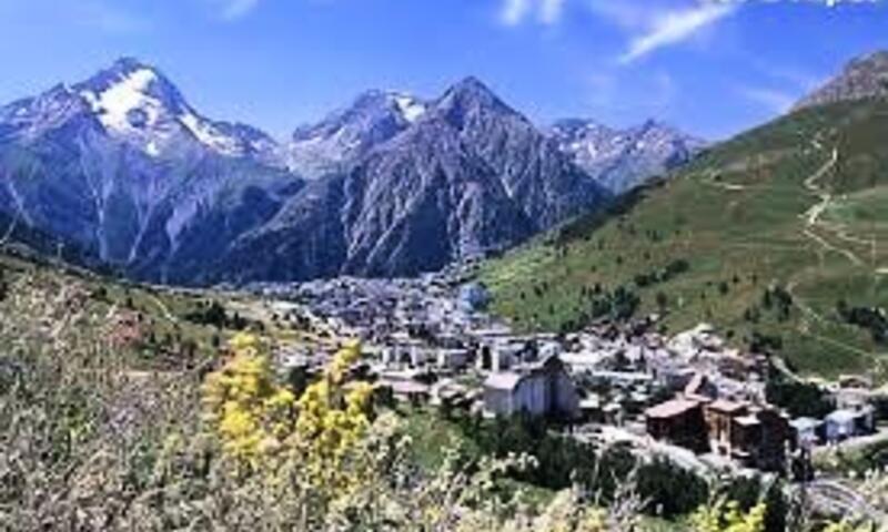 Flower Camping A La Rencontre du Soleil ***** - - Bourg d'Oisans - 36