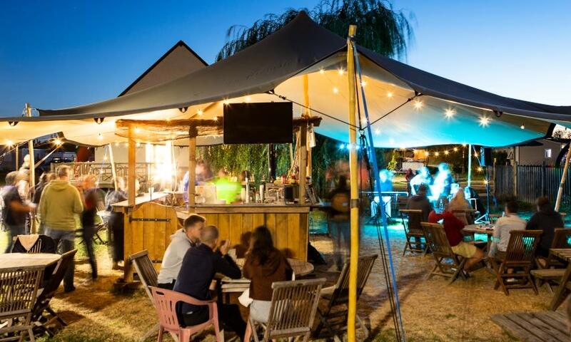 Flower Camping Loire et Châteaux **** - Bréhémont - 25