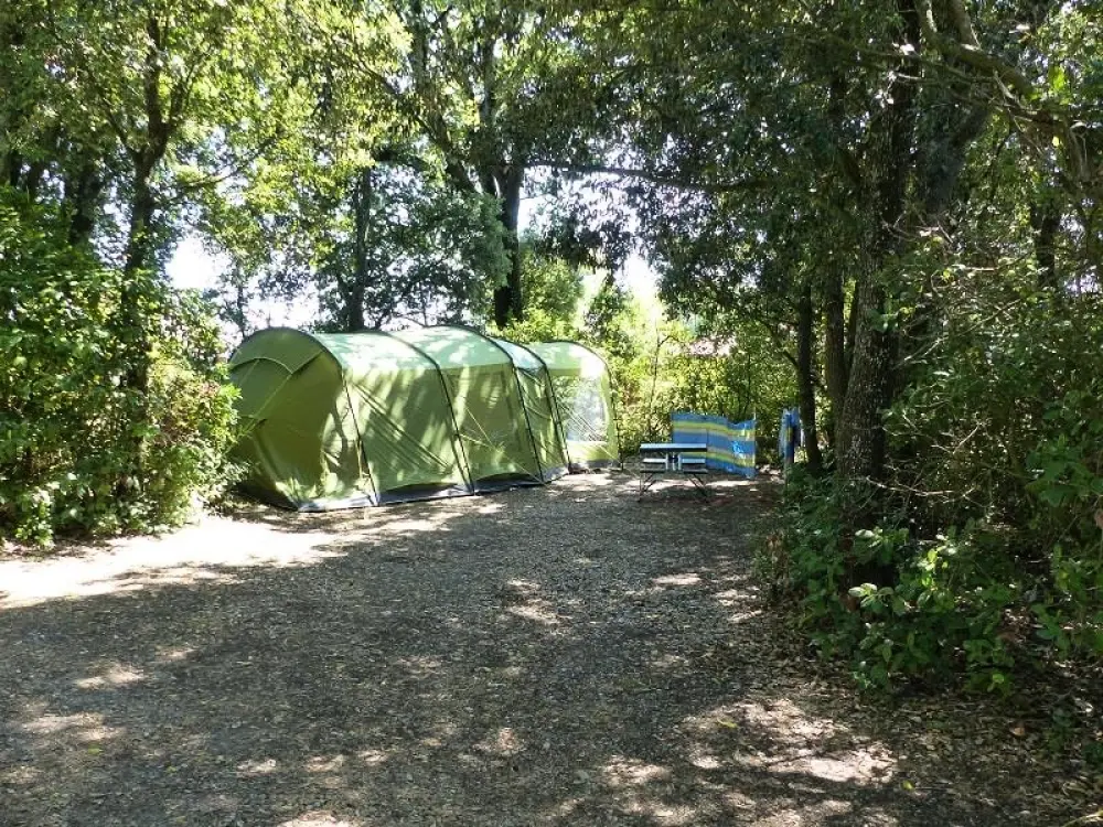 Flower Camping Le Martinet Rouge 3 étoiles★★★