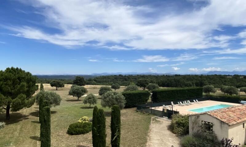 04b5 : Beau Studio Dans Un Mas Provençal - Piscine - - Brunet - 22