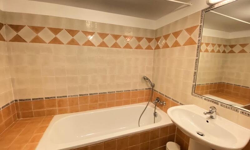 04b5 : Beau Studio Dans Un Mas Provençal - Piscine - - Brunet - 14