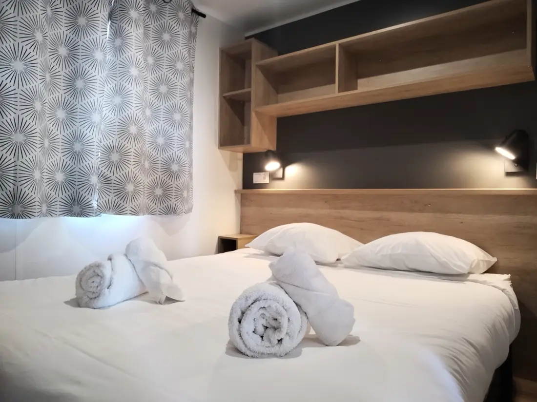Camping Les Lodges du Lagon 3 étoiles★★★