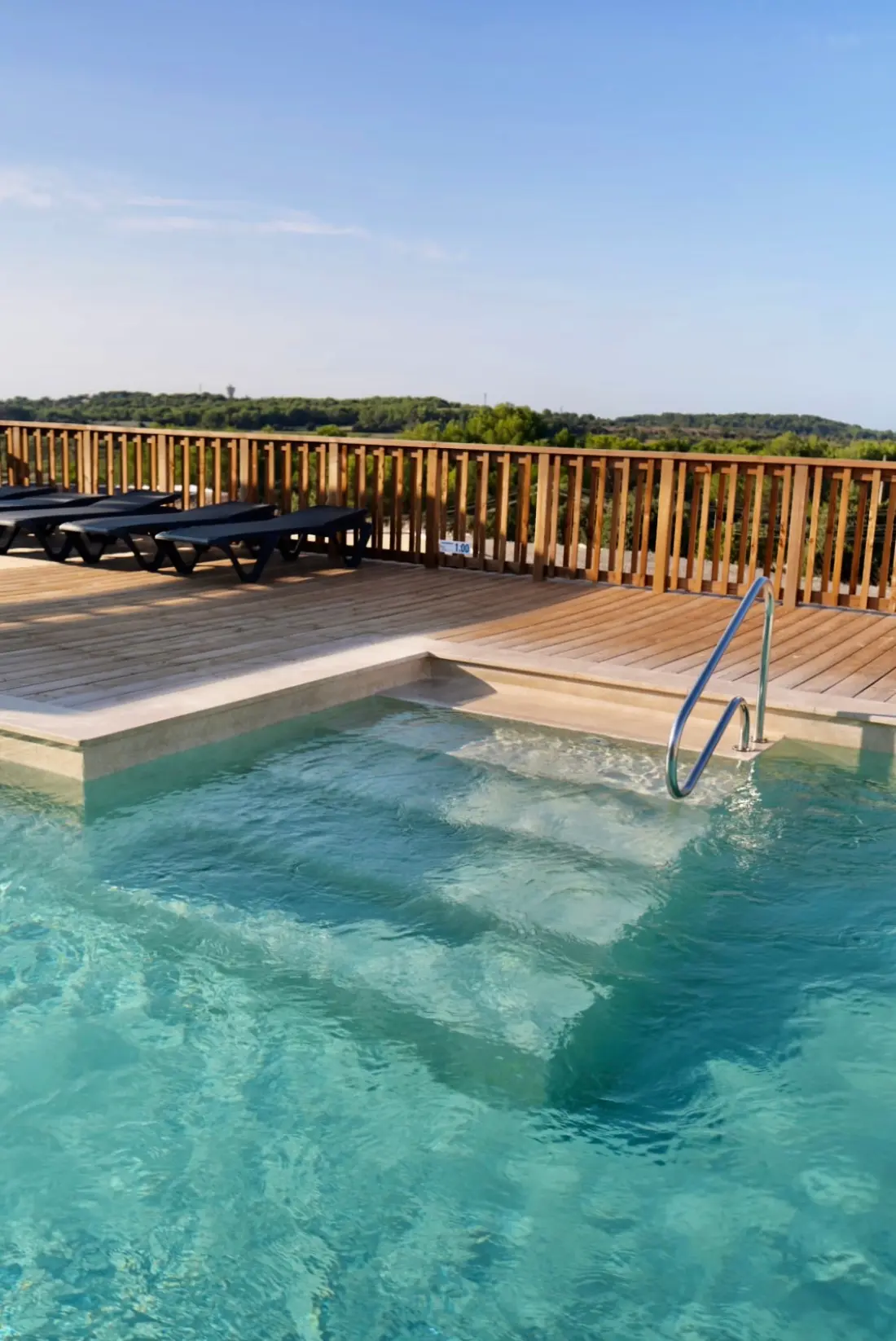 Camping Les Lodges du Lagon 3 étoiles★★★
