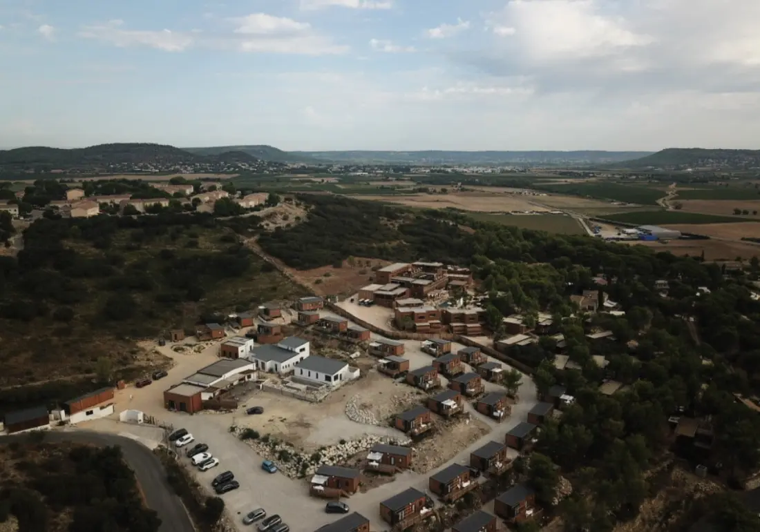 Camping Les Lodges du Lagon 3 étoiles★★★