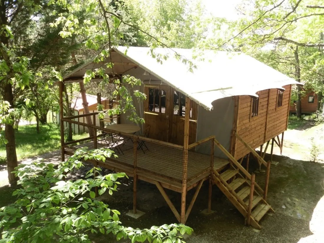 Flower Camping LA PIBOLA 3 étoiles★★★