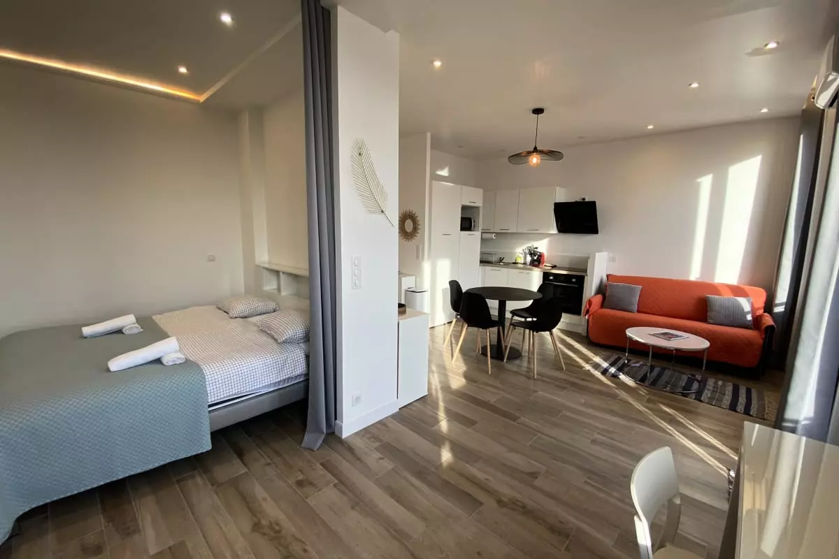 06cj : Bel Appartement Au Coeur De Cannes - - Cannes - 1