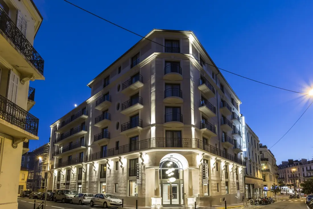 Néméa Appart'Hôtel Cannes Palais4 étoiles★★★★
