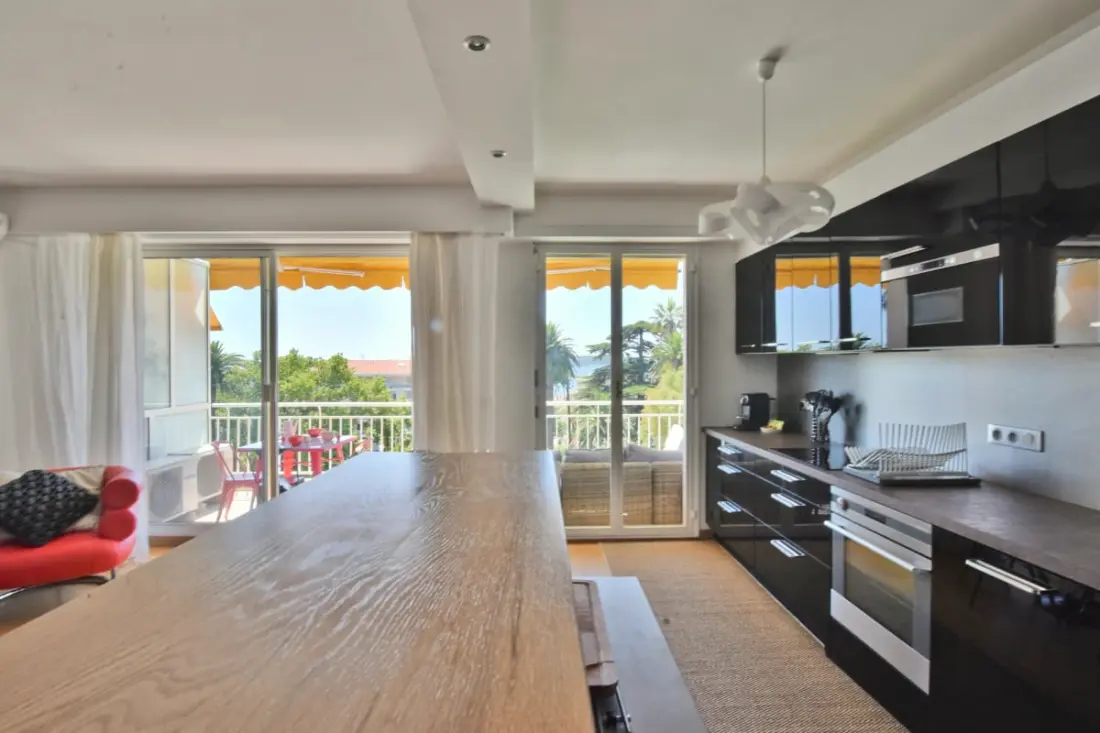 Résidence 2p Avec Terrasse Et Vue Mer à Deux Pas Des Plages