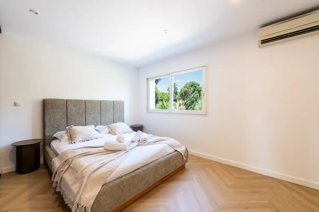 Résidence 3p Traversant Vue Mer – Cannes Est