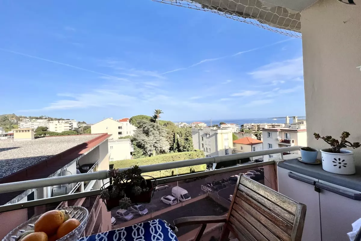 Appart 2 Pièces Avec Vue Mer - - Cannes - 1