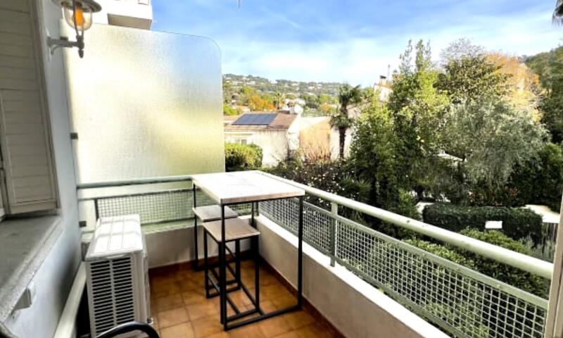 Résidence Selvosa : Appartement 1 Chambre Au Coeur De Cannes - - Cannes - 1